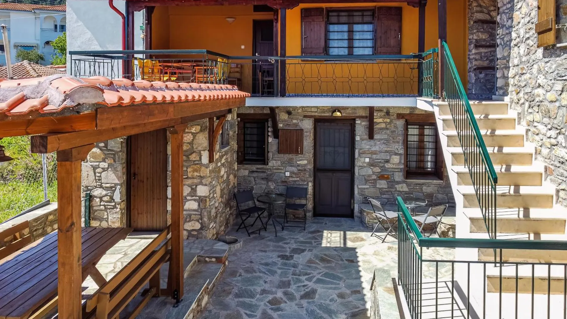 Akrathos Agios Nikolaos Apartment