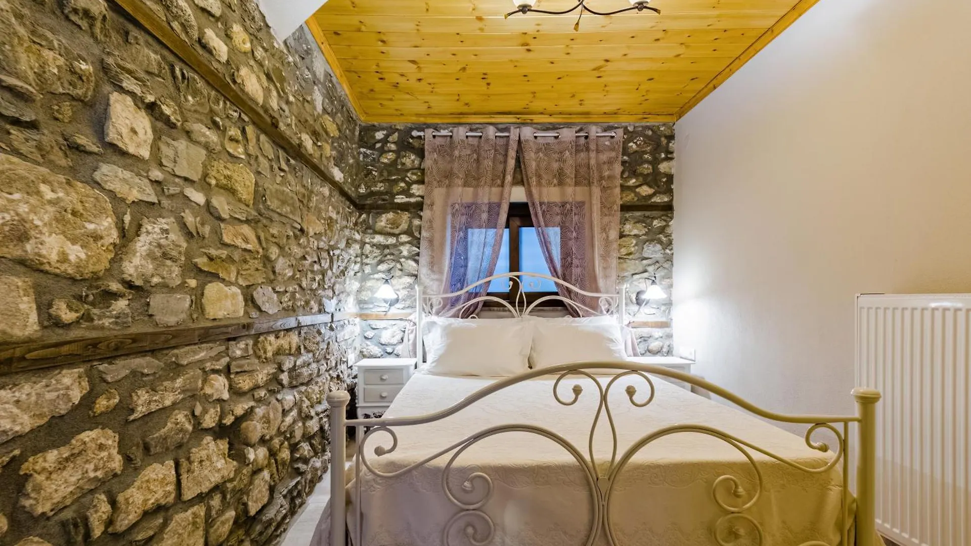 Akrathos Agios Nikolaos Apartment